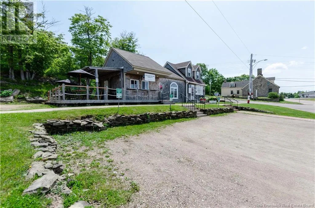 1 Woodlawn Road