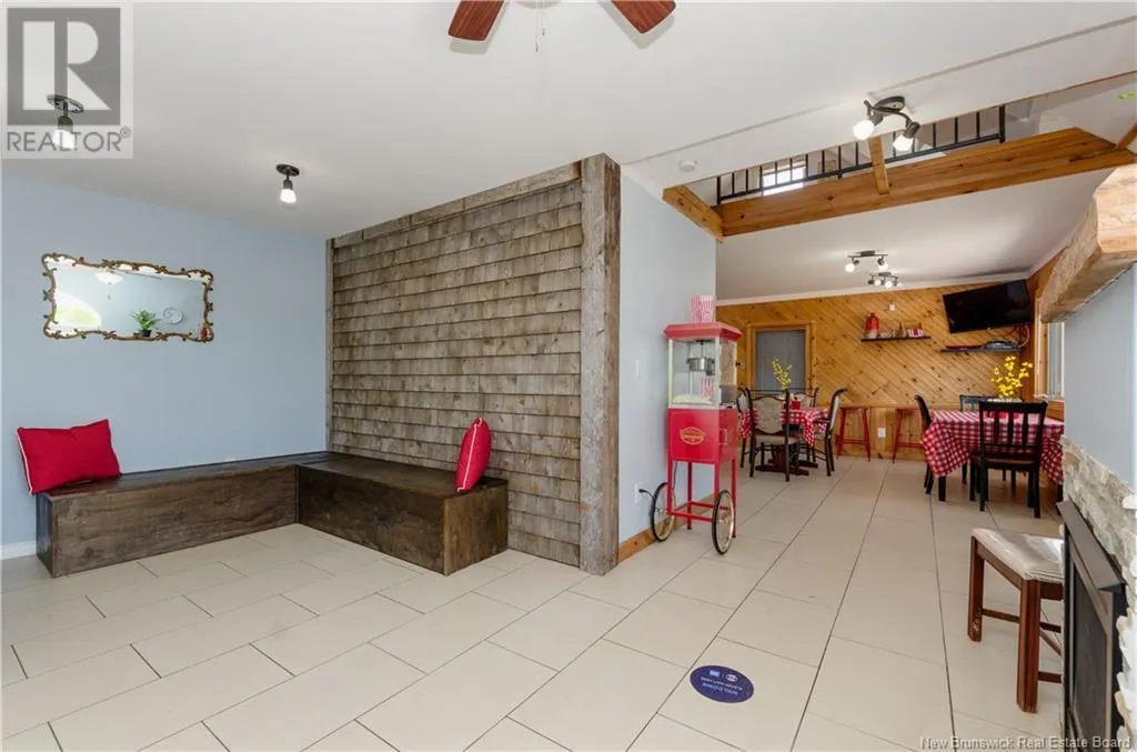 1 Woodlawn Road