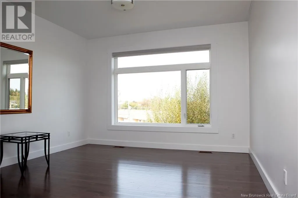 44 Bicentennial Drive