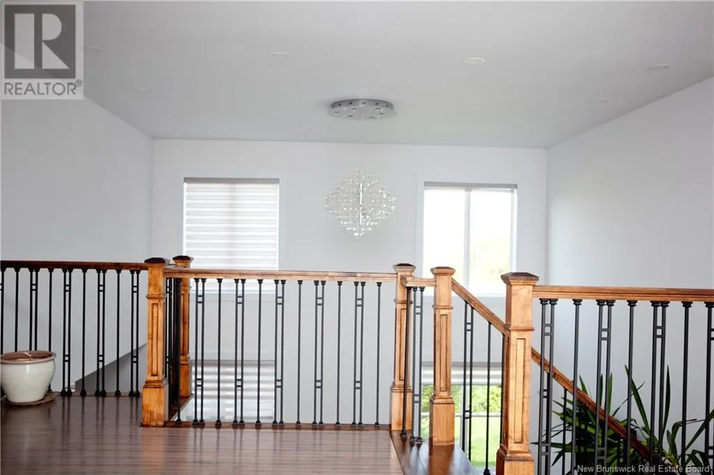 44 Bicentennial Drive