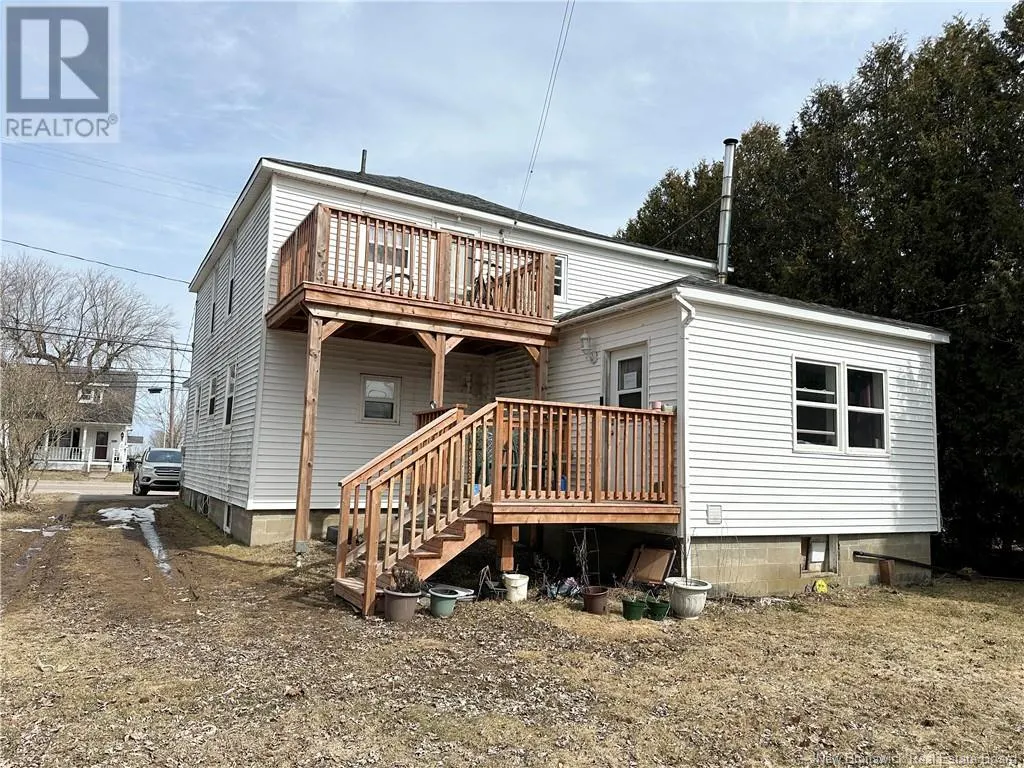 9470 Rue Main