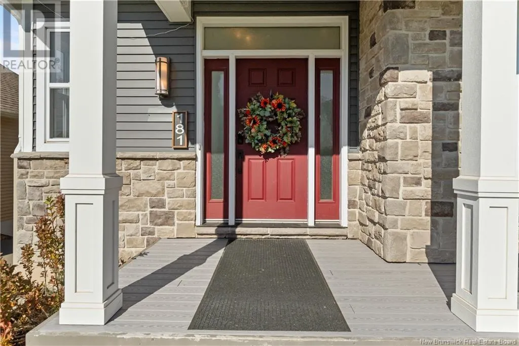 181 Valmont Crescent