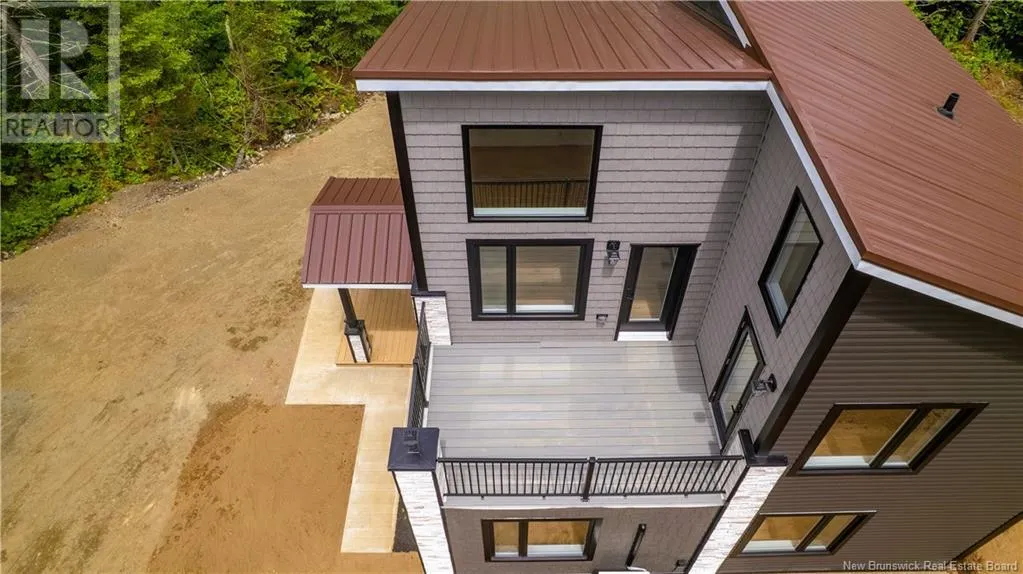 4 Thomas Creek Lane