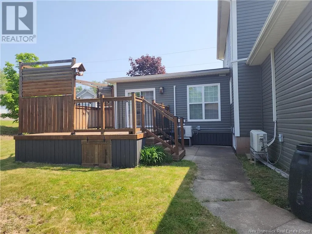 126 Meunier Street