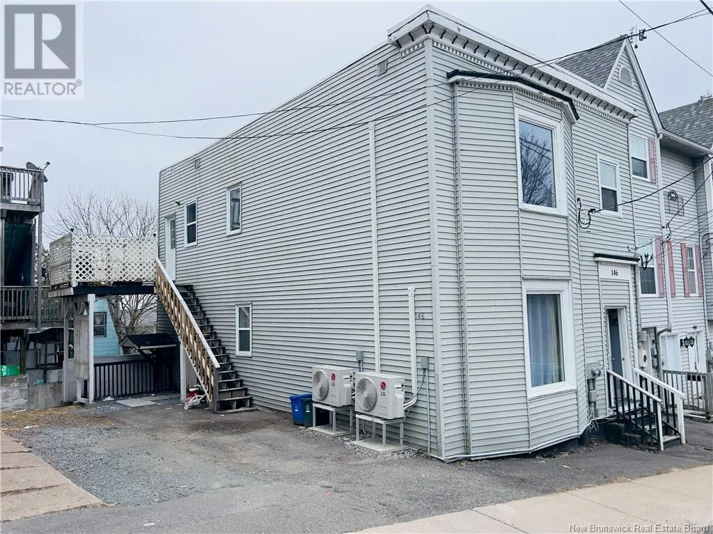 146 WENTWORTH