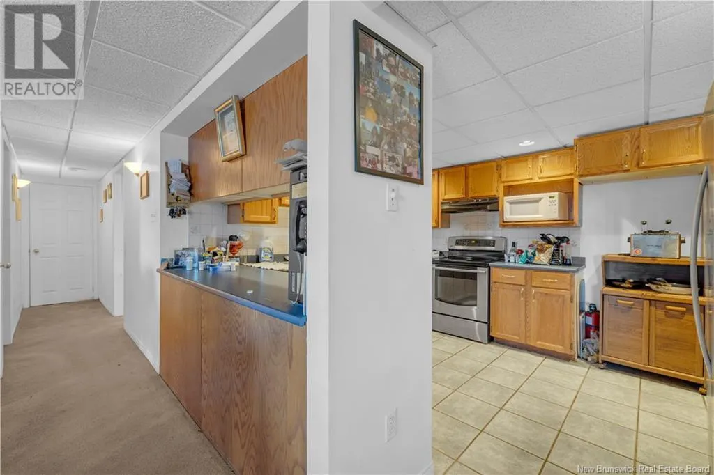 10 John T  McMillan Avenue