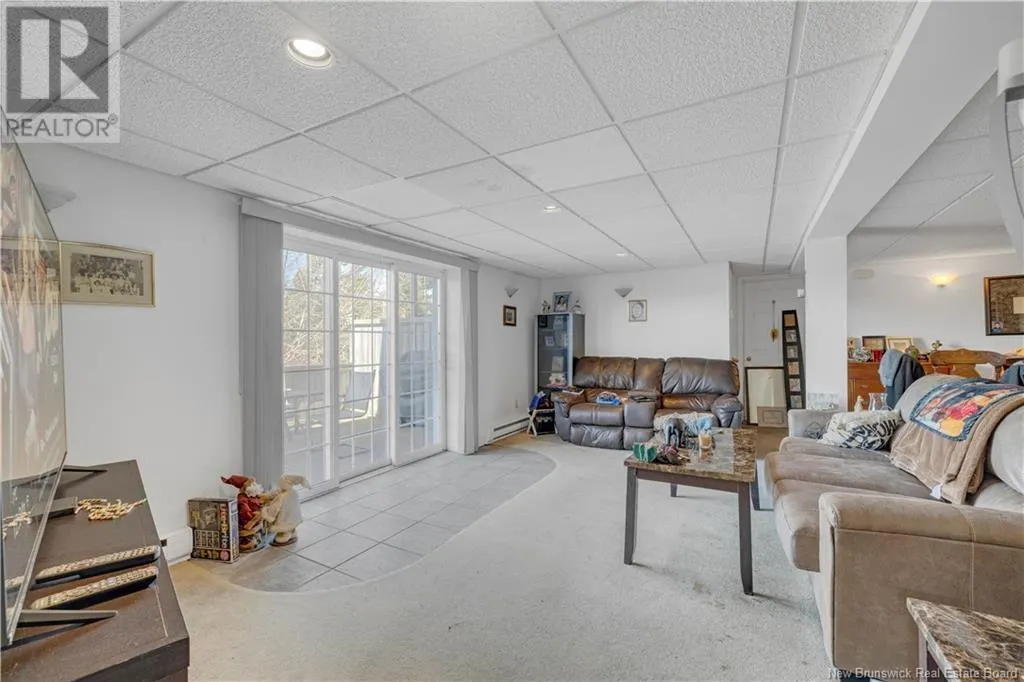 10 John T  McMillan Avenue
