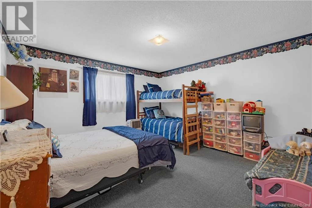 10 John T  McMillan Avenue