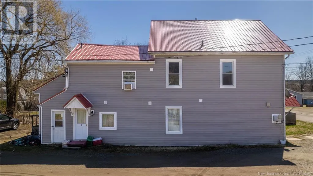 25 Pleasant Street