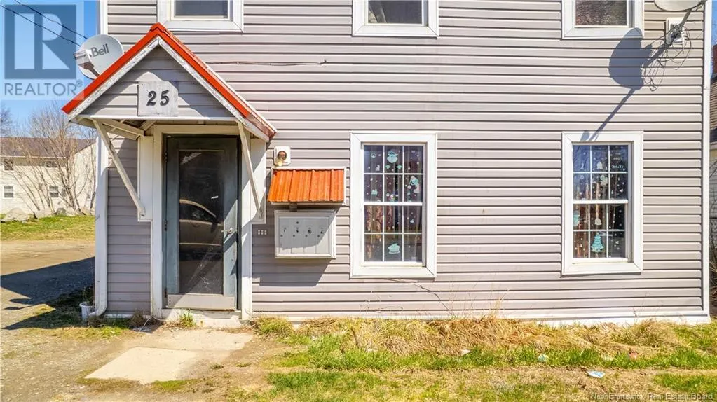 25 Pleasant Street