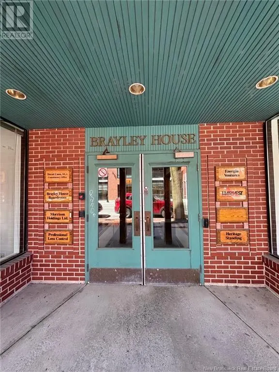 346 Queen Street Unit# 302