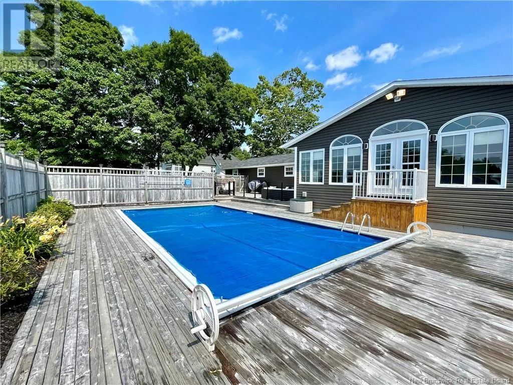 615 Rockland Road