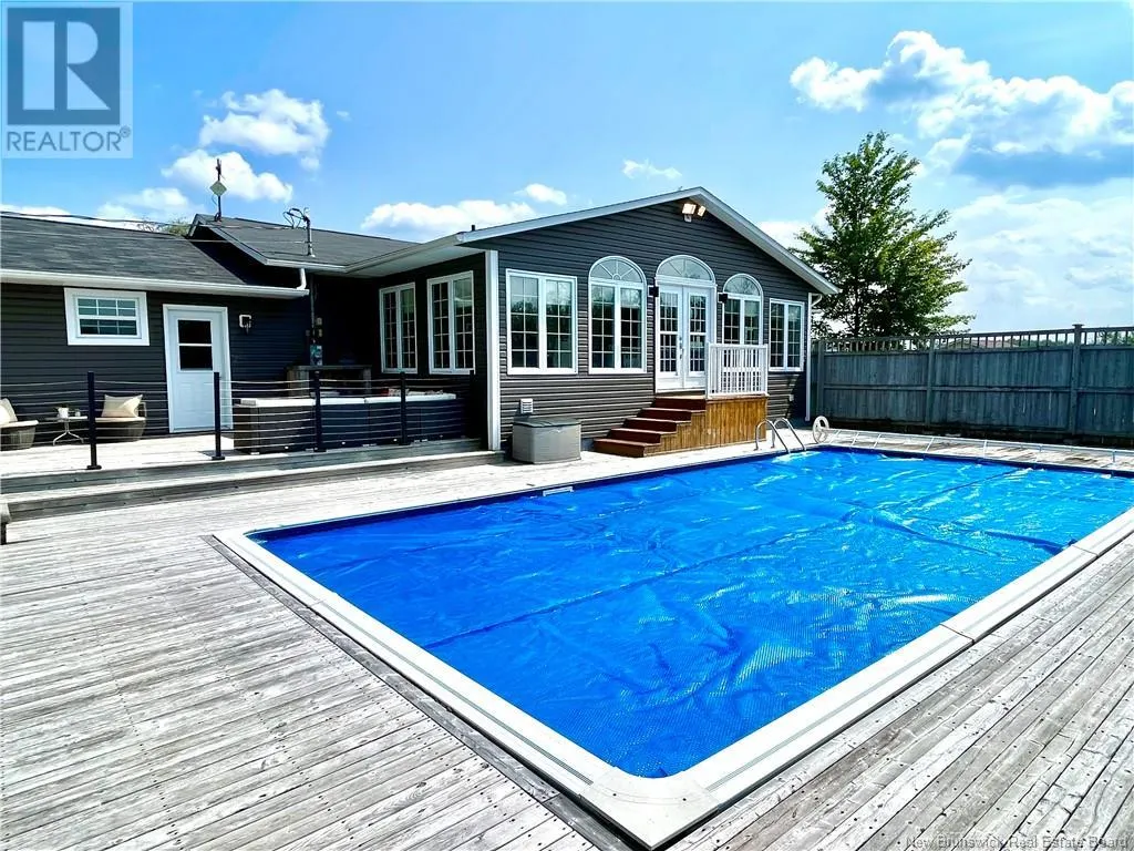 615 Rockland Road