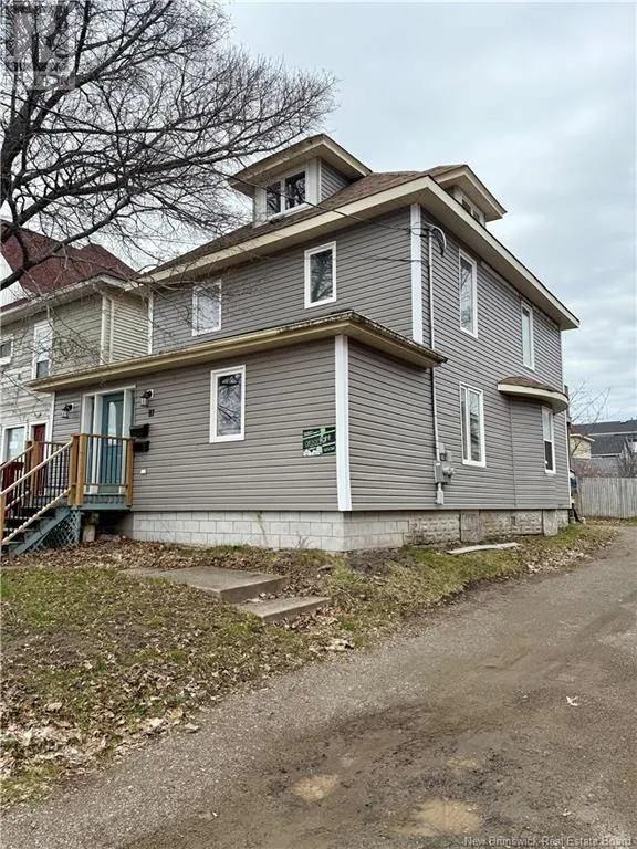 87 St George Boulevard