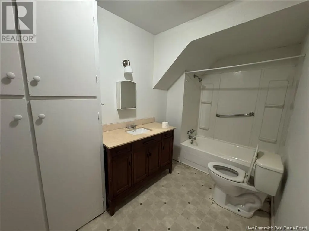 203 Queen Street W