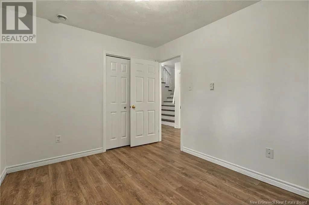 25 Thaddee Street