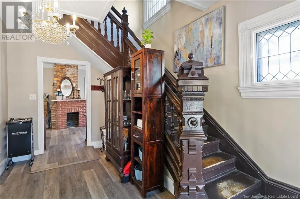 23 Sunbury Street