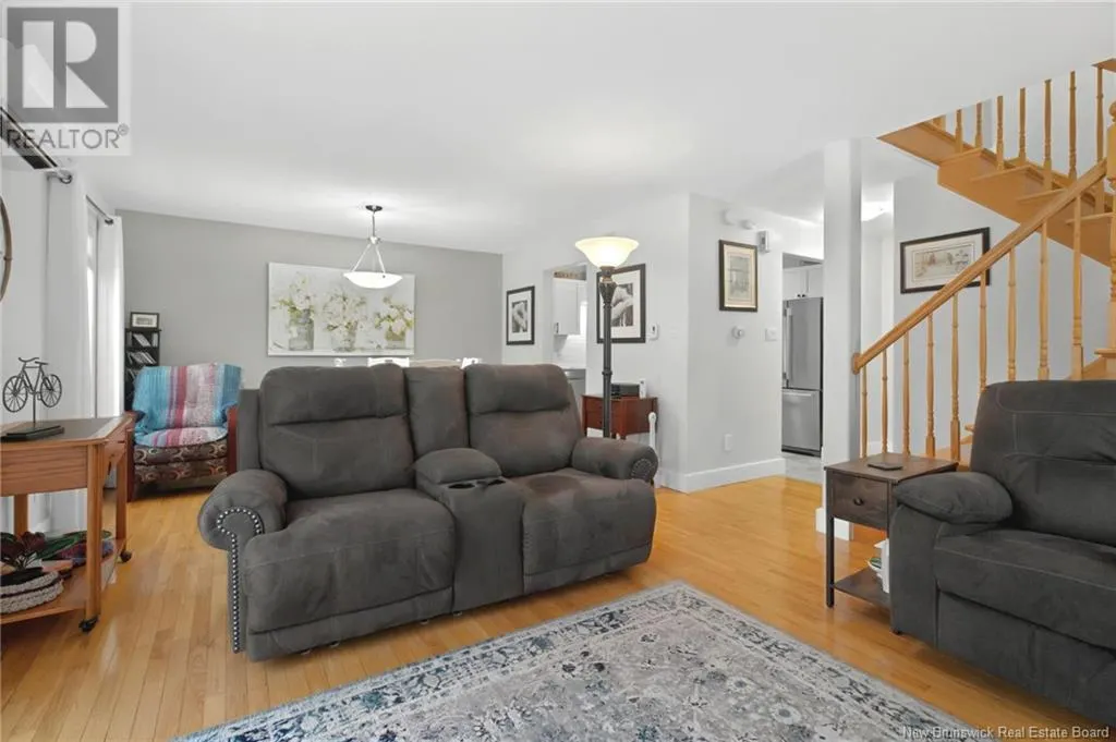 14 Firmin Crescent