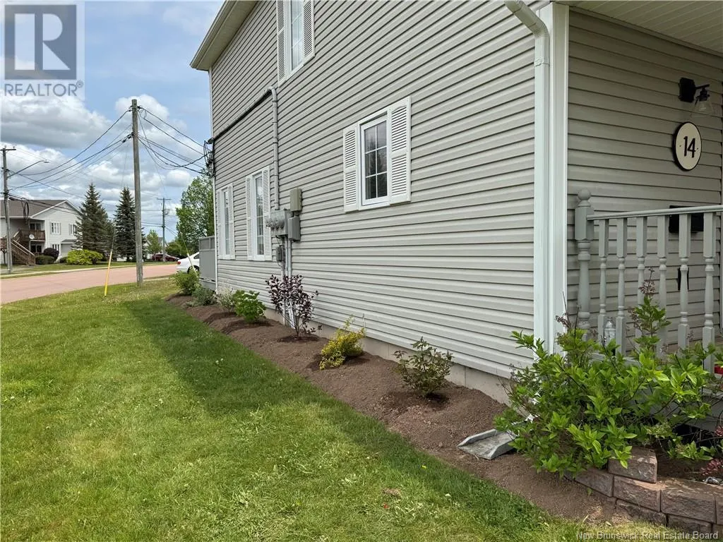 14 Firmin Crescent