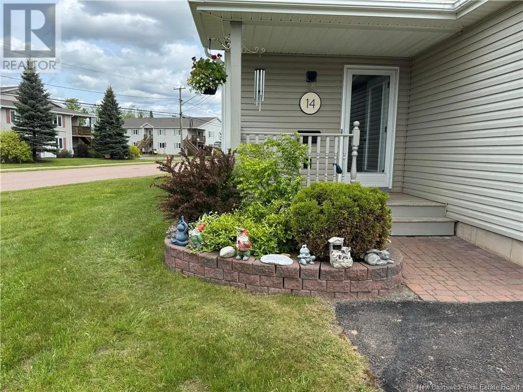 14 Firmin Crescent