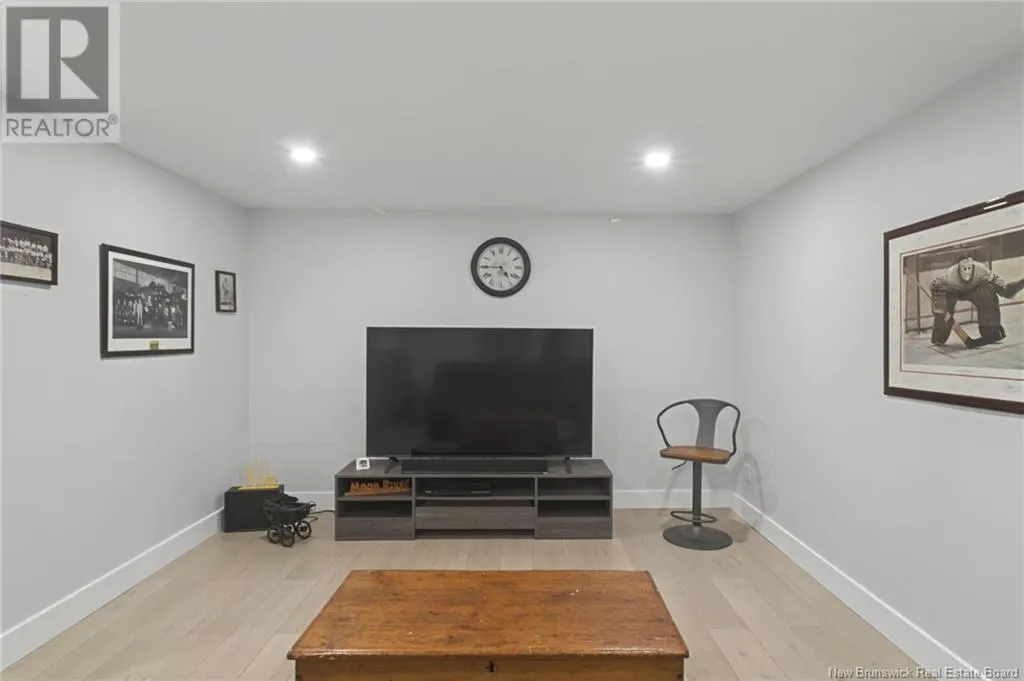 14 Firmin Crescent