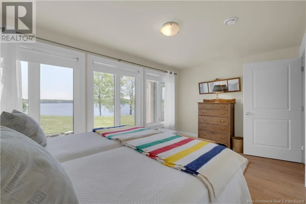 158 Hills Point Road