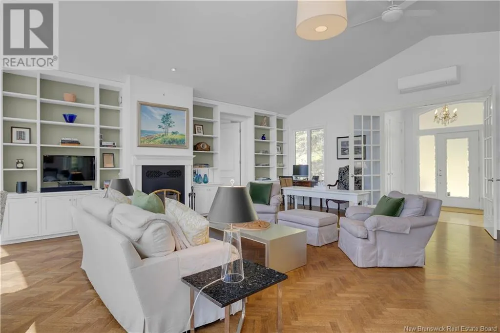 158 Hills Point Road