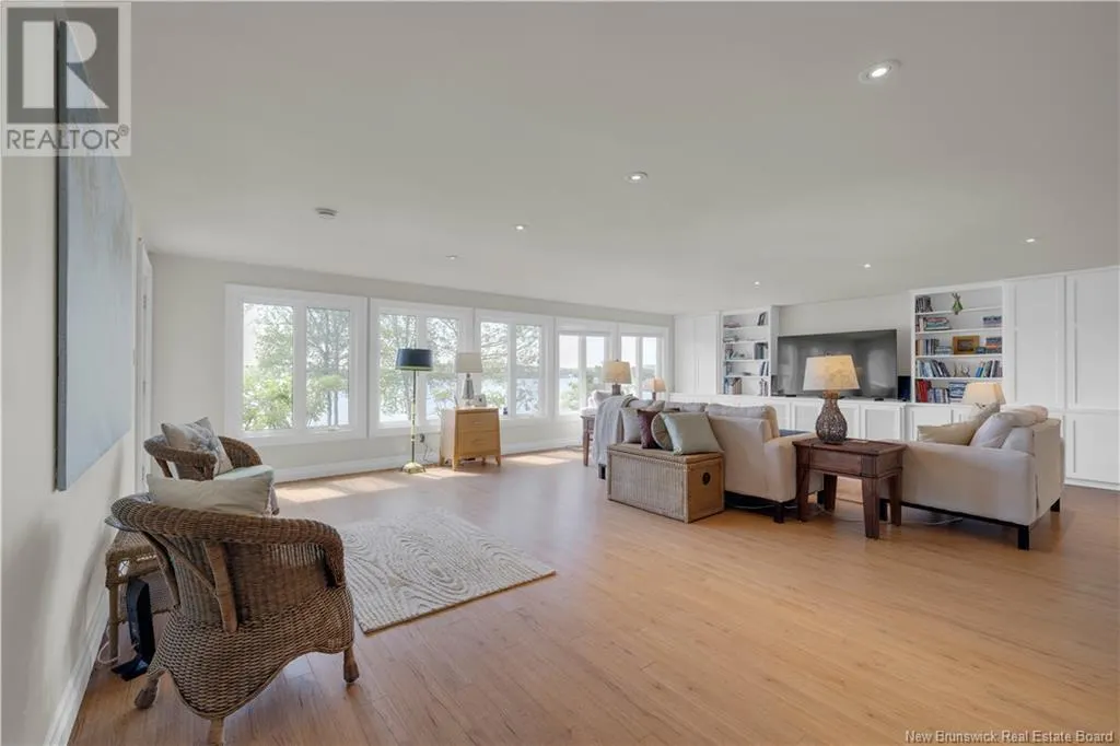 158 Hills Point Road