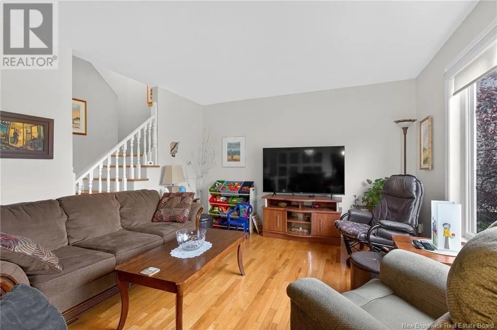 707 Laurier Street Unit# 2