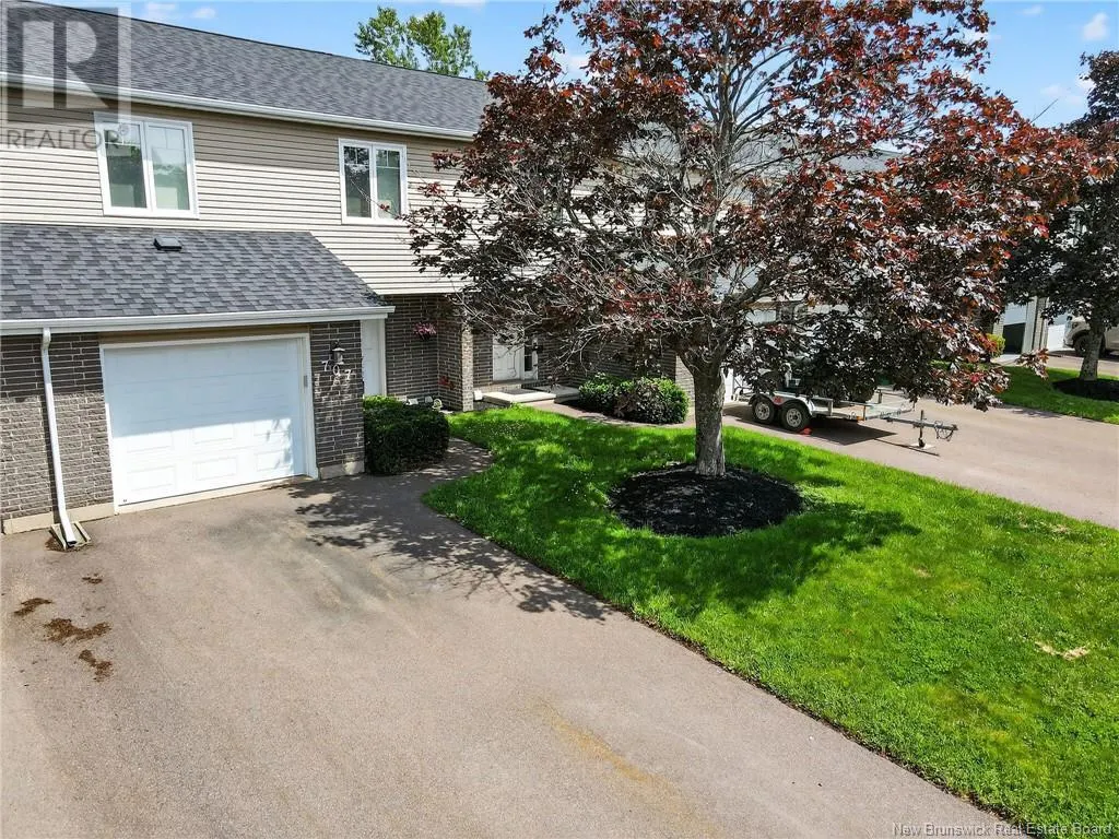 707 Laurier Street Unit# 2