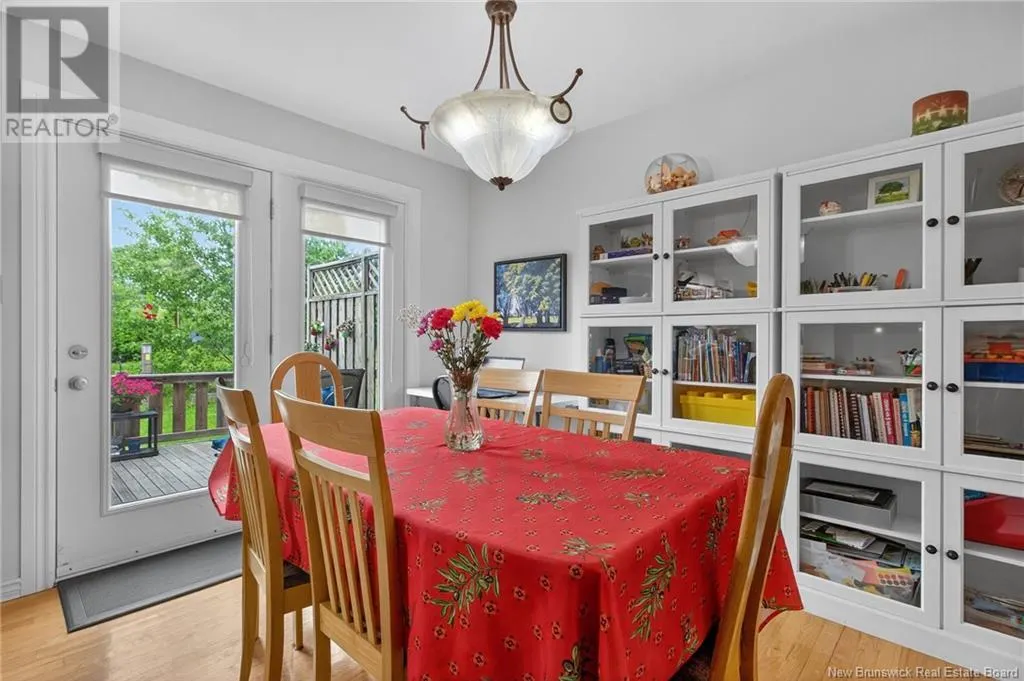 707 Laurier Street Unit# 2