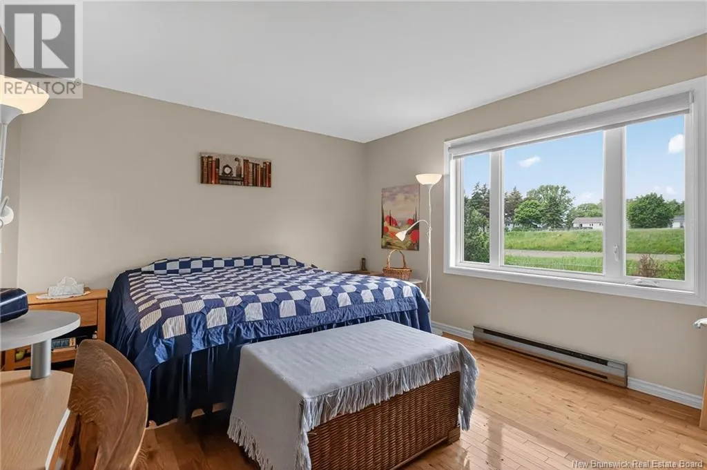 707 Laurier Street Unit# 2