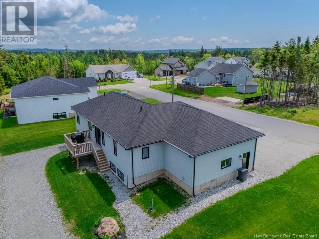 77 Meadowlark Drive