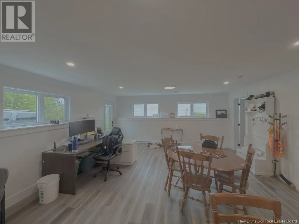 77 Meadowlark Drive