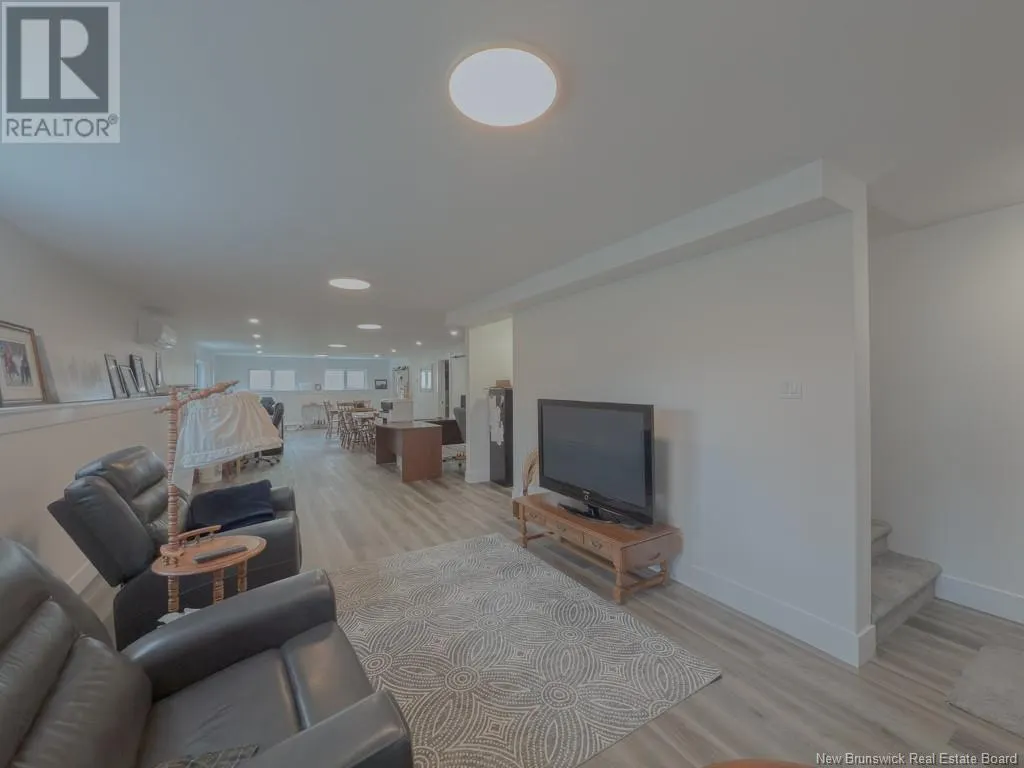 77 Meadowlark Drive