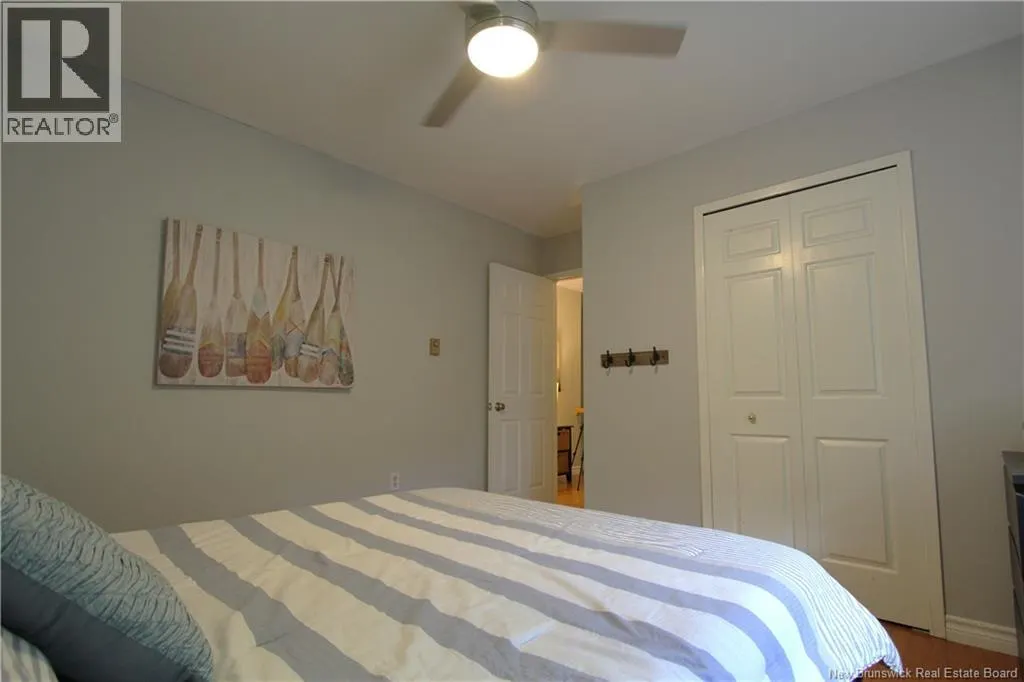 17 Crestline Road
