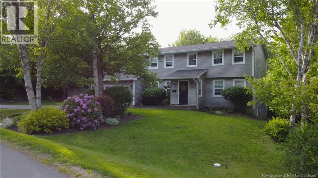 17 Crestline Road
