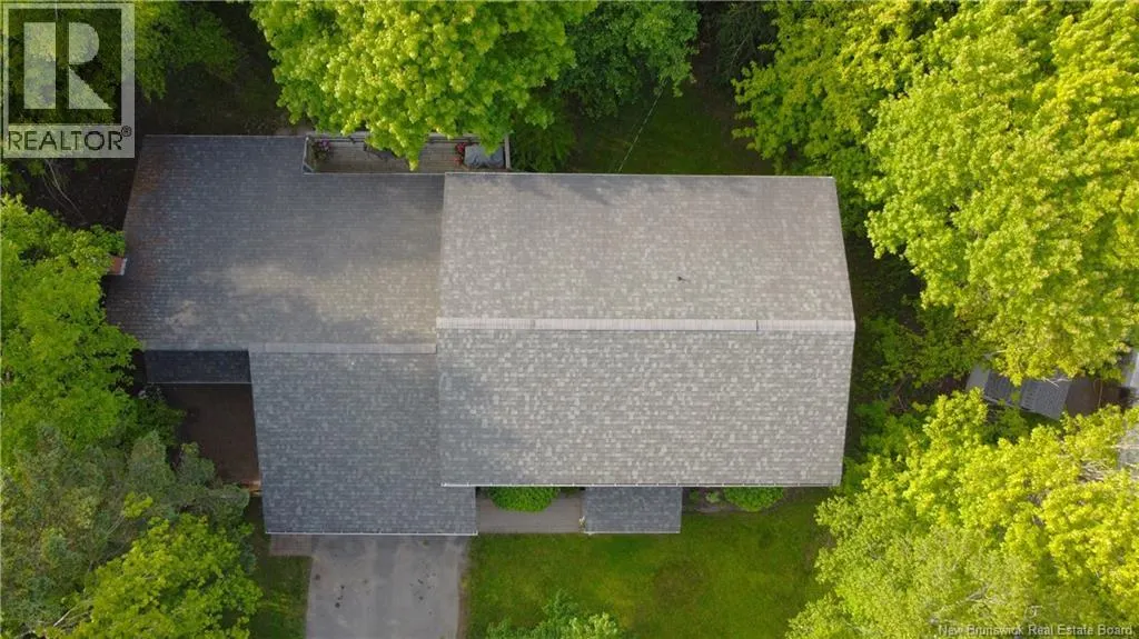 17 Crestline Road