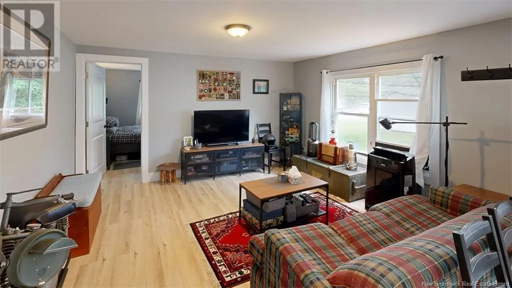 14 Tamarack Drive
