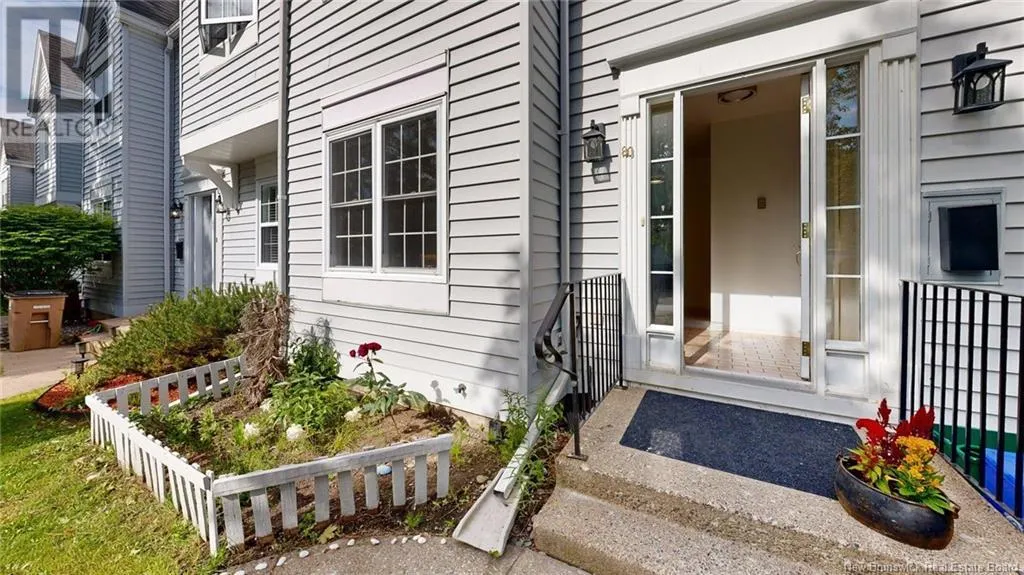 80 Brentwood Crescent