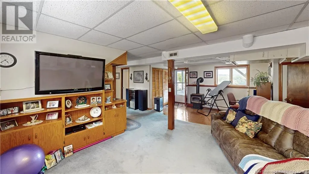1496 Main Street