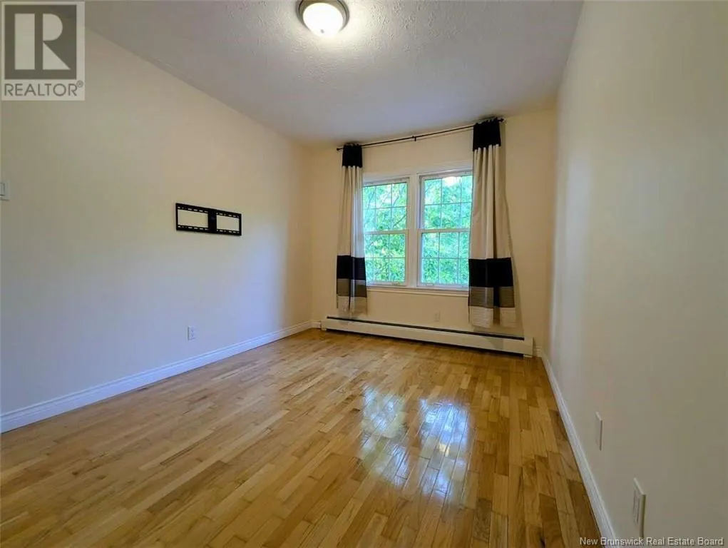 1A Heather Terrace