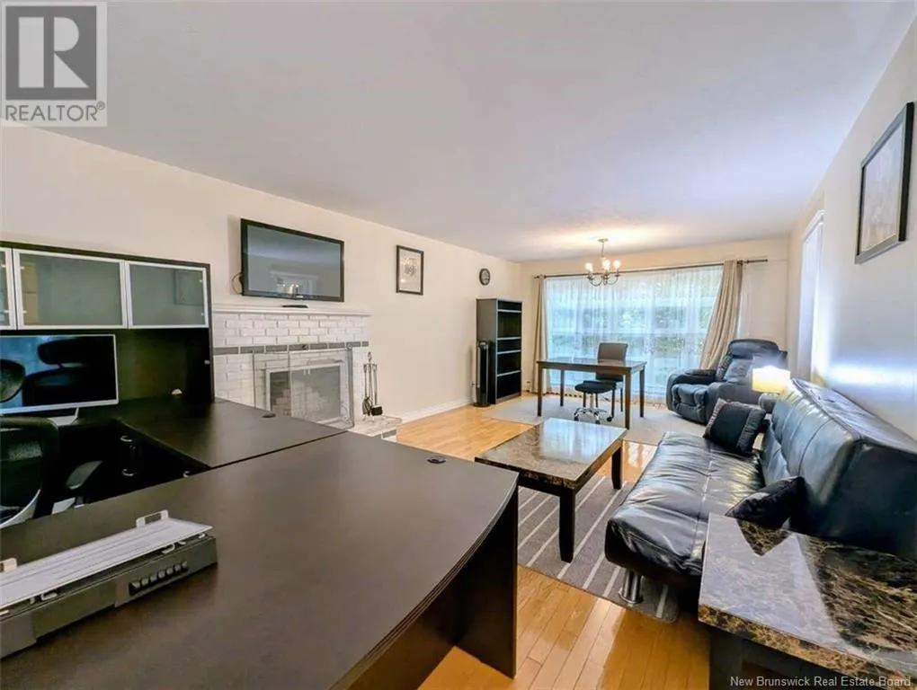 1A Heather Terrace
