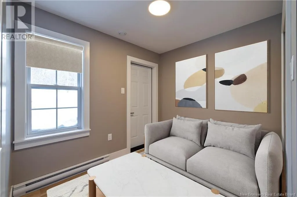11 Sheraton Avenue