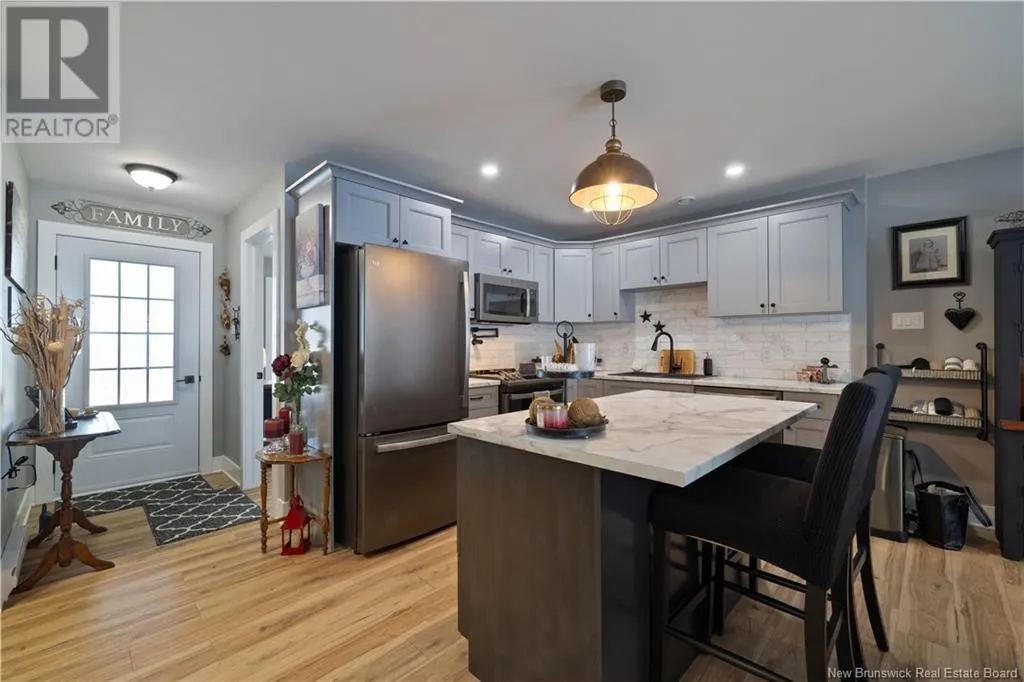 11 Sheraton Avenue