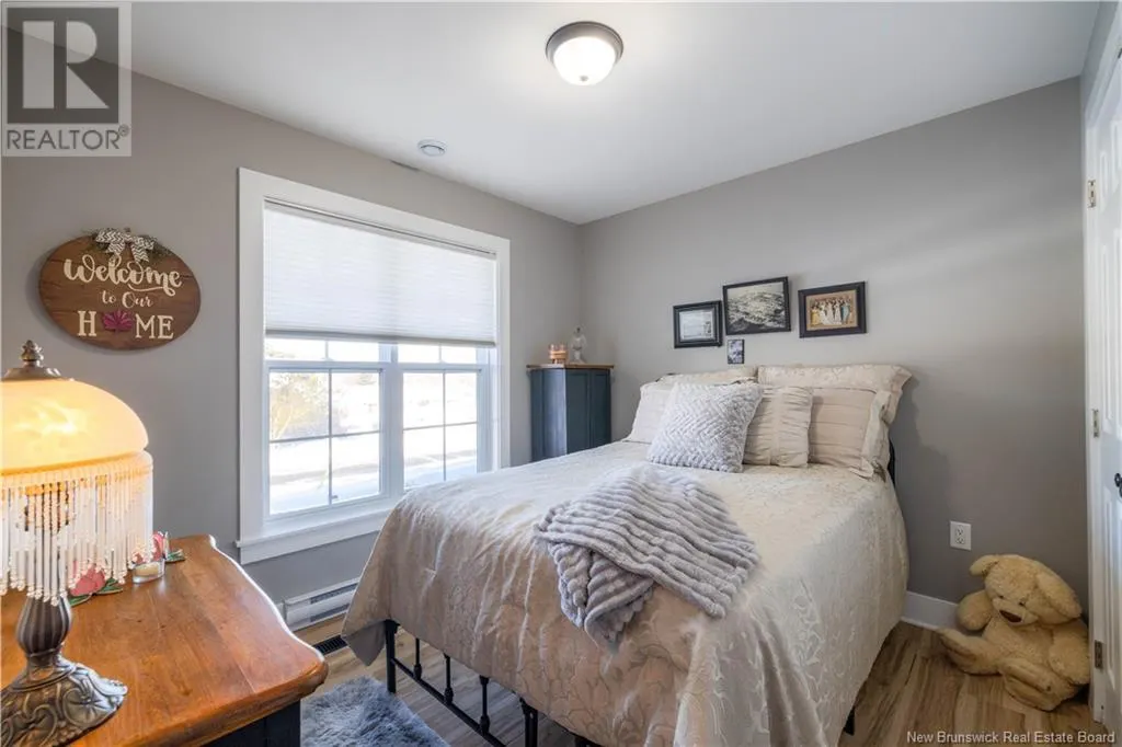 11 Sheraton Avenue
