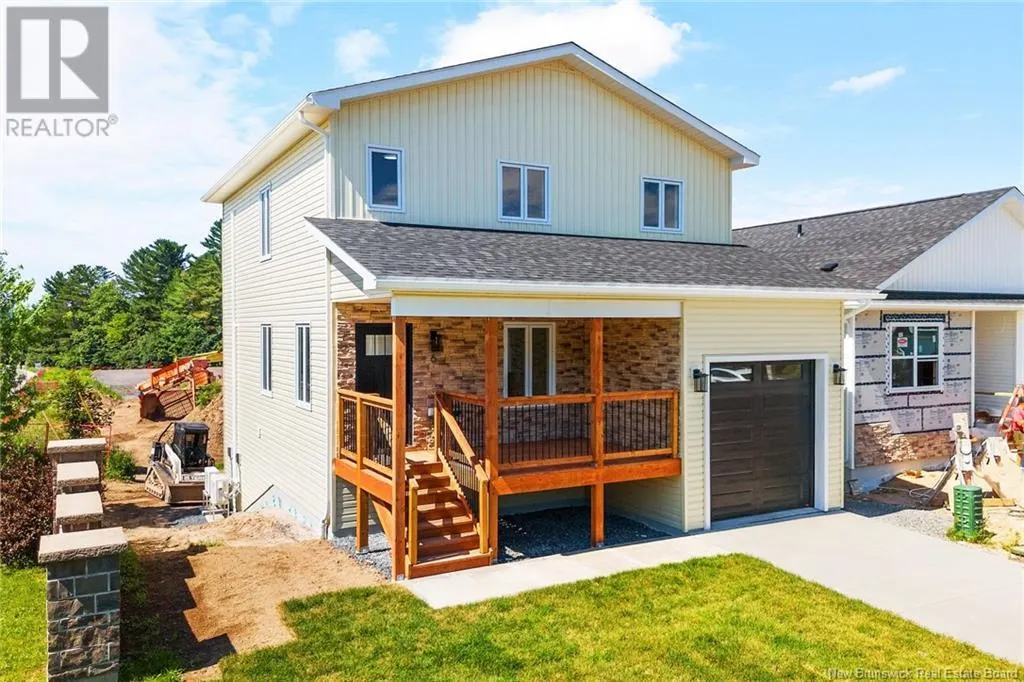 6 Briar Brook Place