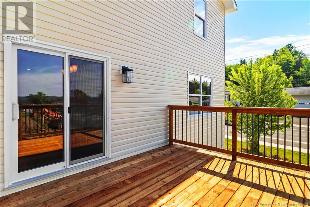 6 Briar Brook Place