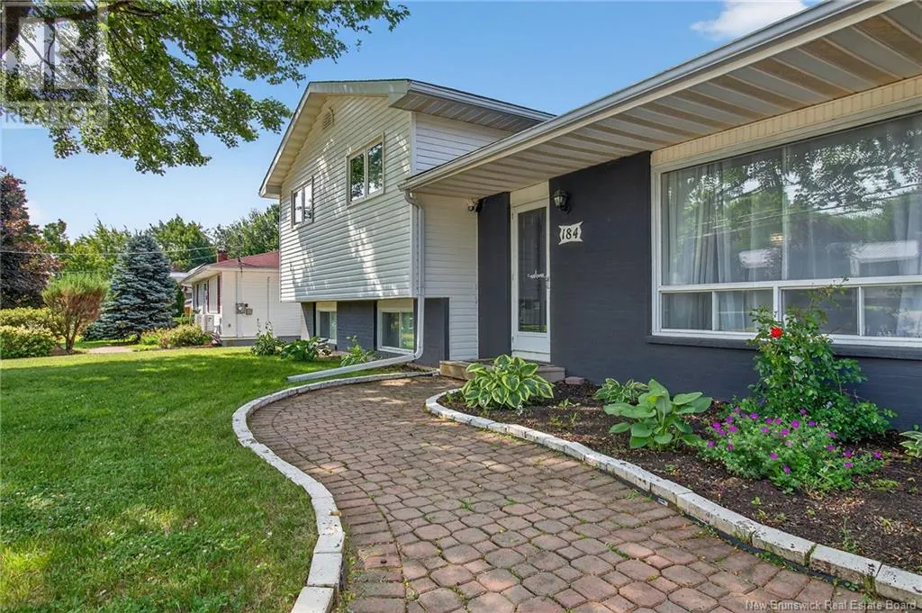 184 Pascal Avenue