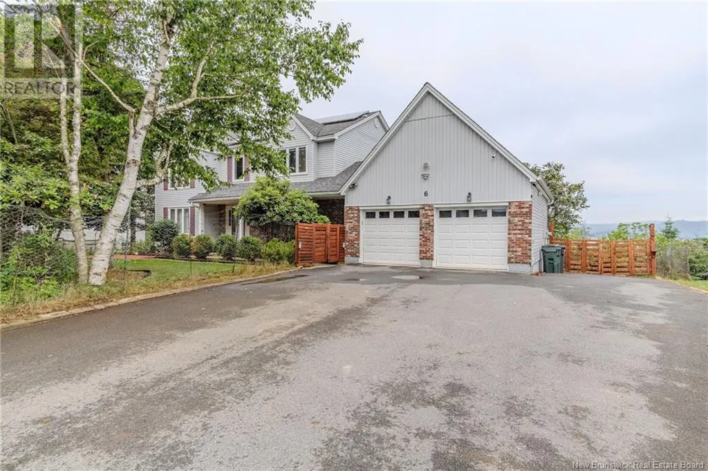 6 Rivercrest Drive